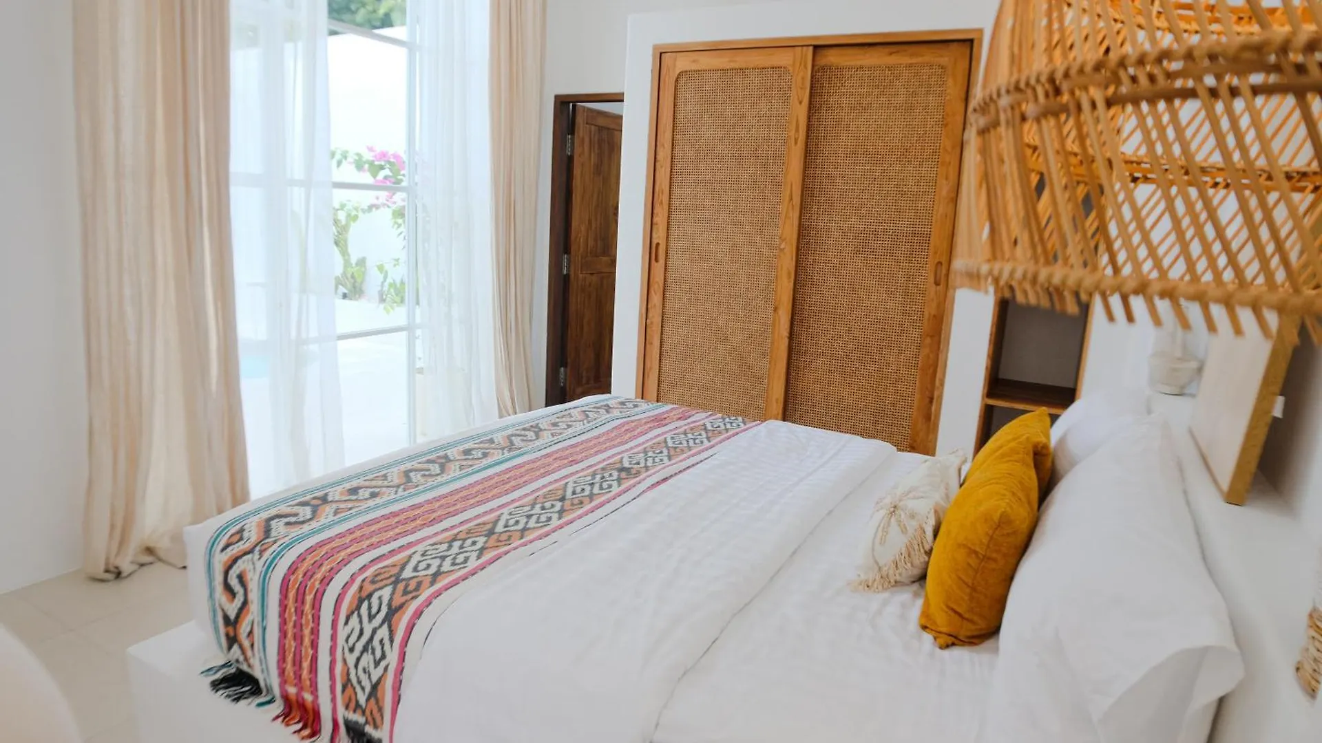 Close To Jimbaran Beach, 3Br With Private Pool Jimbaran (Bali)