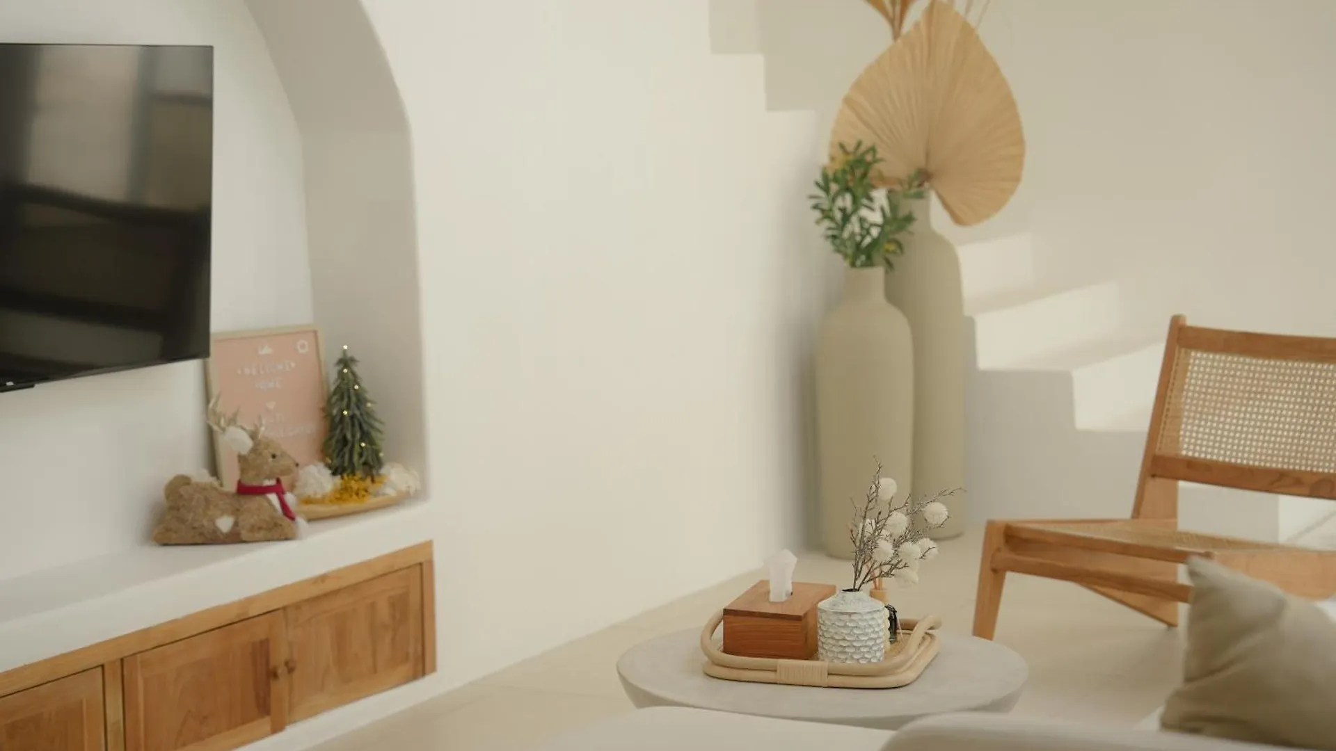 Close To Jimbaran Beach, 3Br With Private Pool